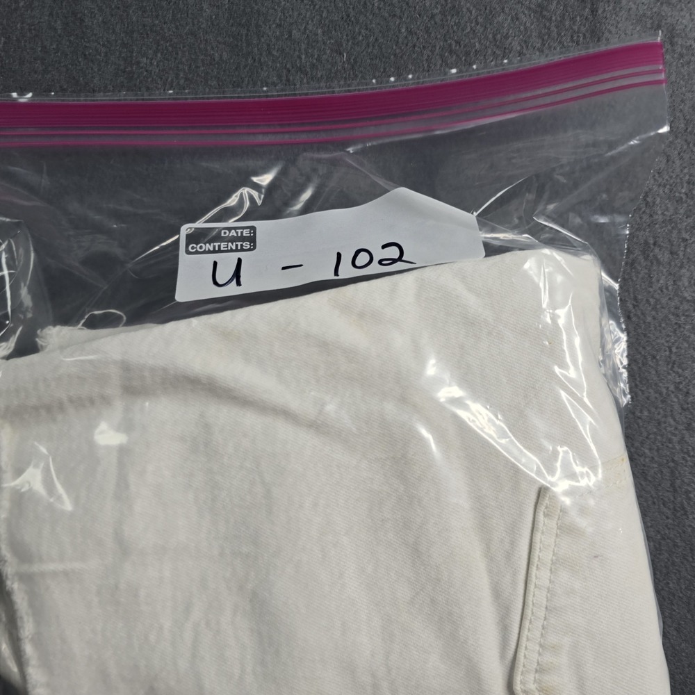 Universal Thread Women's Vintage Bermuda Jean Shorts Size 14 White EUC raw Hem - Picture 11 of 11